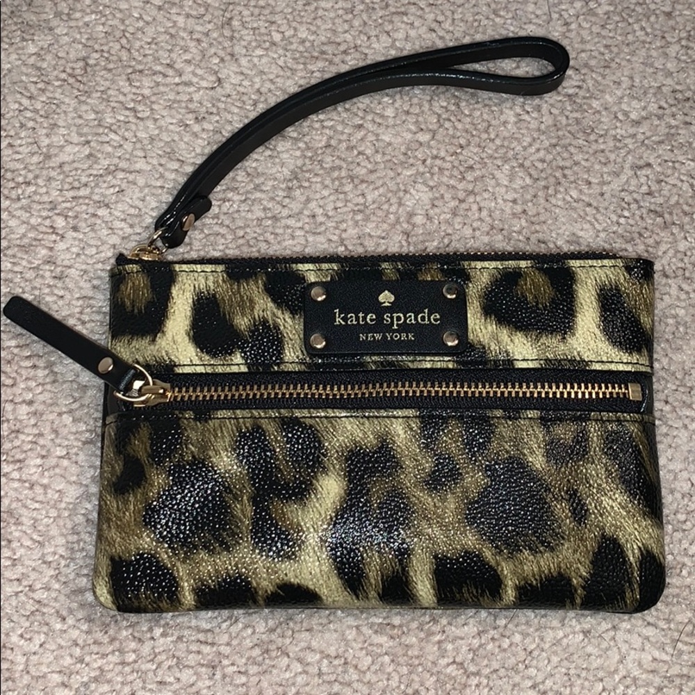 Kate Spade Wristlet Leopard Print